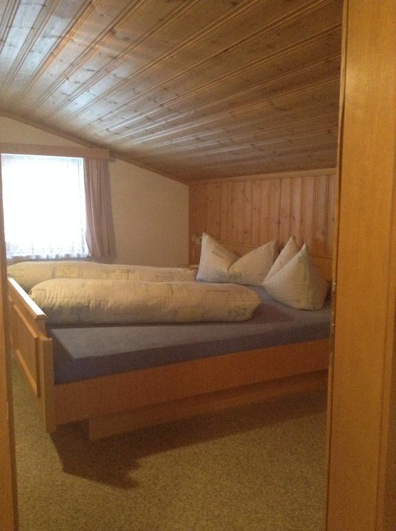 Haus Bergheimat Apartment Капл Стая снимка